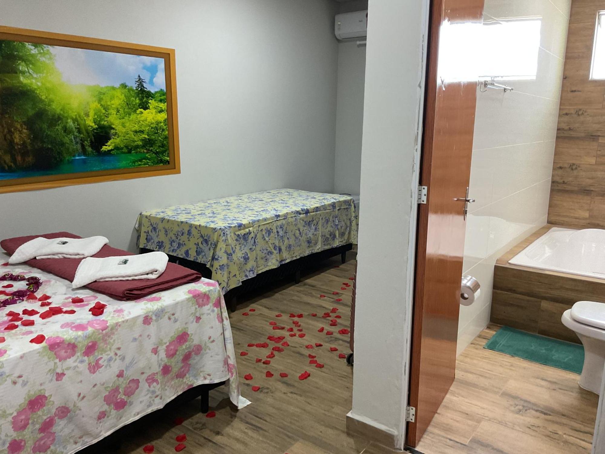 Espaco Alvorada ,Agendamento Das Atividades, Cafe Da Manha ,Banheira E Piscina No Centro Brotas Eksteriør billede